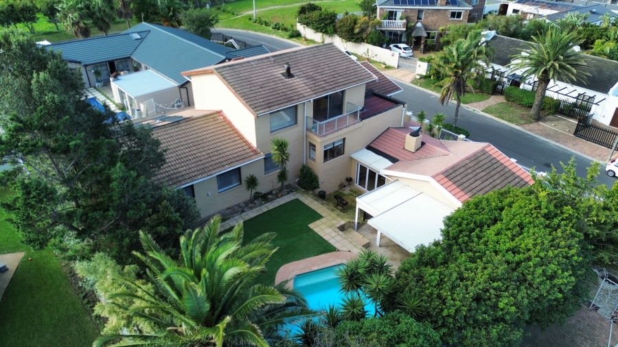 4 Bedroom Property for Sale in Flamingo Vlei Western Cape